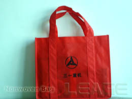 Nonwoven bag