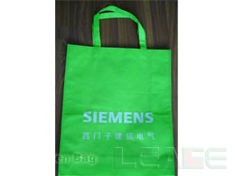 Nonwoven bag