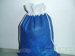 Nonwoven bag